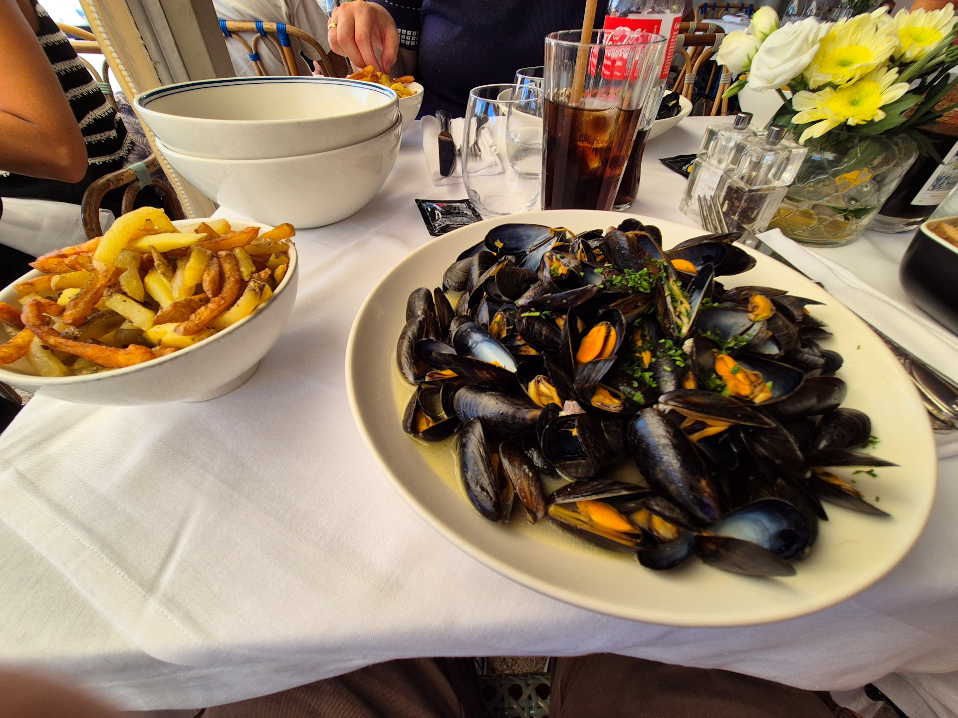 Moules frites – Eine kulinarische Reise zwischen Meer, Kultur und Genuss