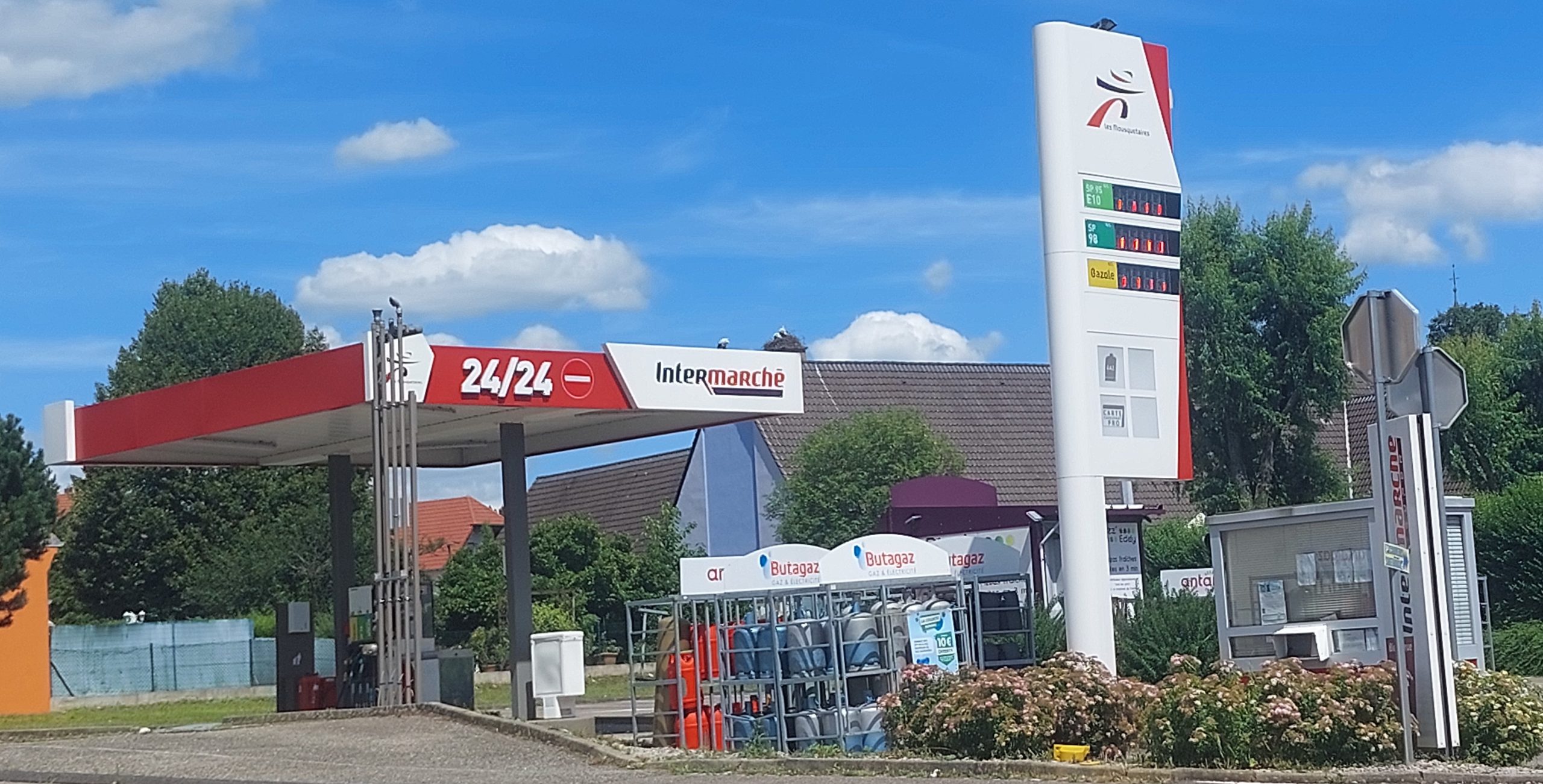 Tanken in Frankreich: Alles, was wir vor der Reise wissen sollten