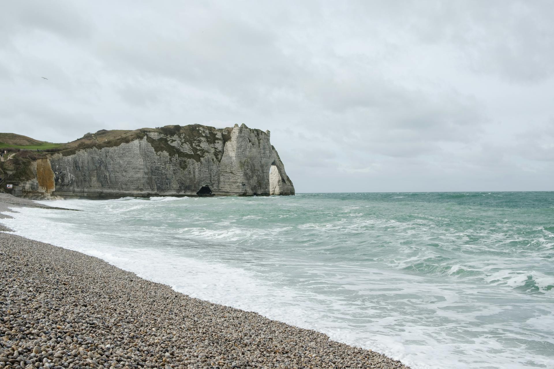 Étretat – Die spektakulären Kreidefelsen der Normandie entdecken