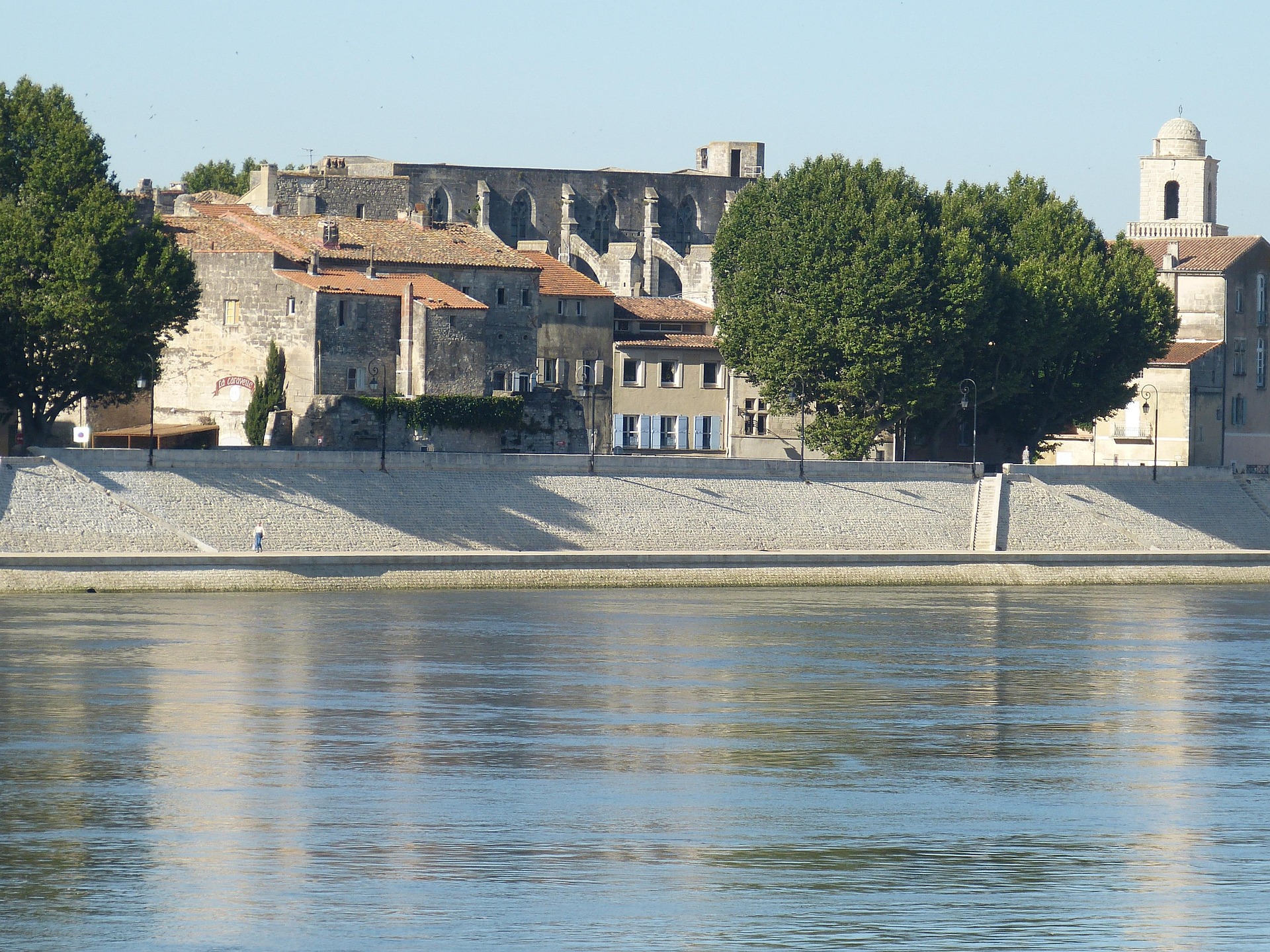 Arles – Die sonnige Seele der Provence entdecken
