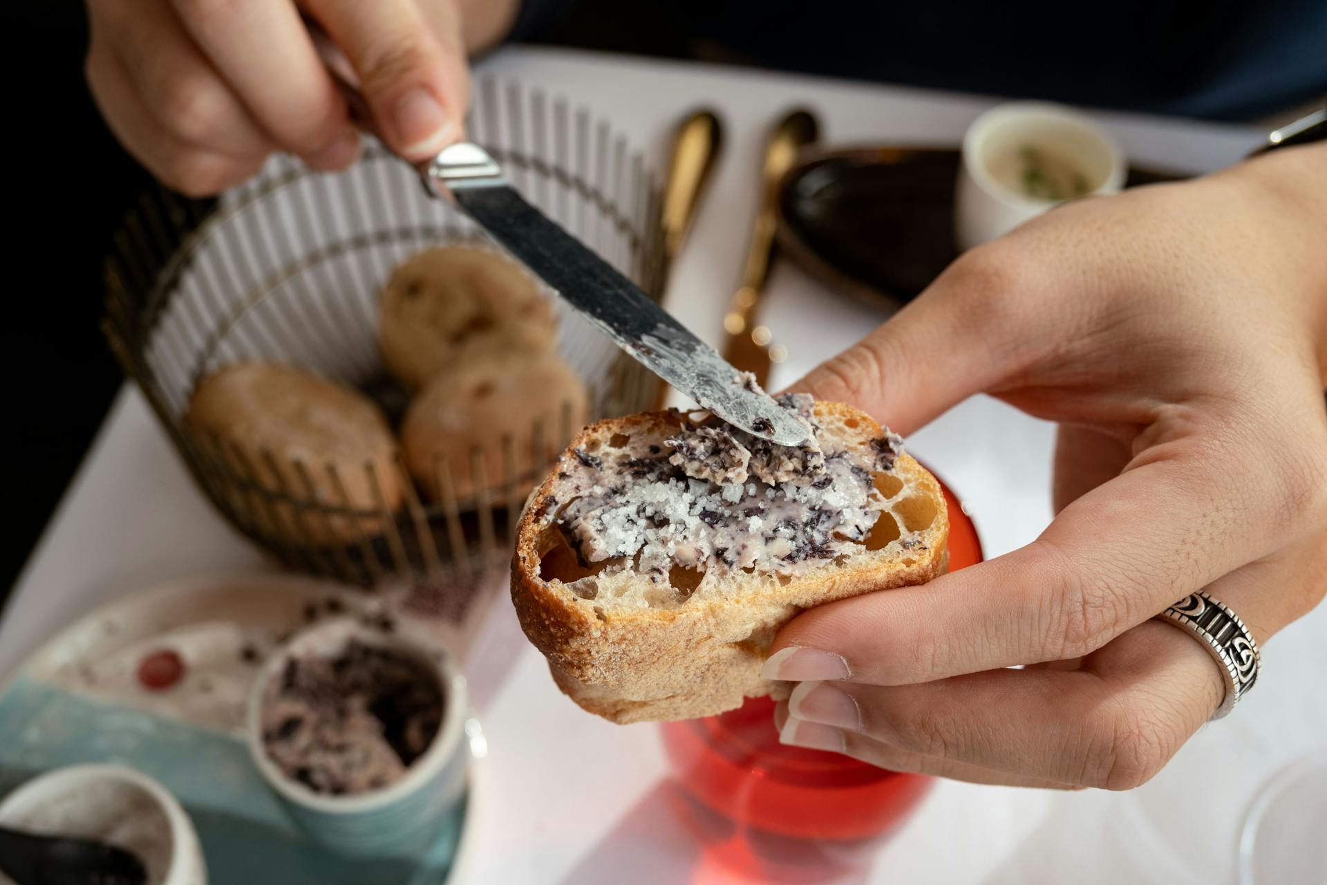 Tapenade – Die Seele der Provence auf dem Brot