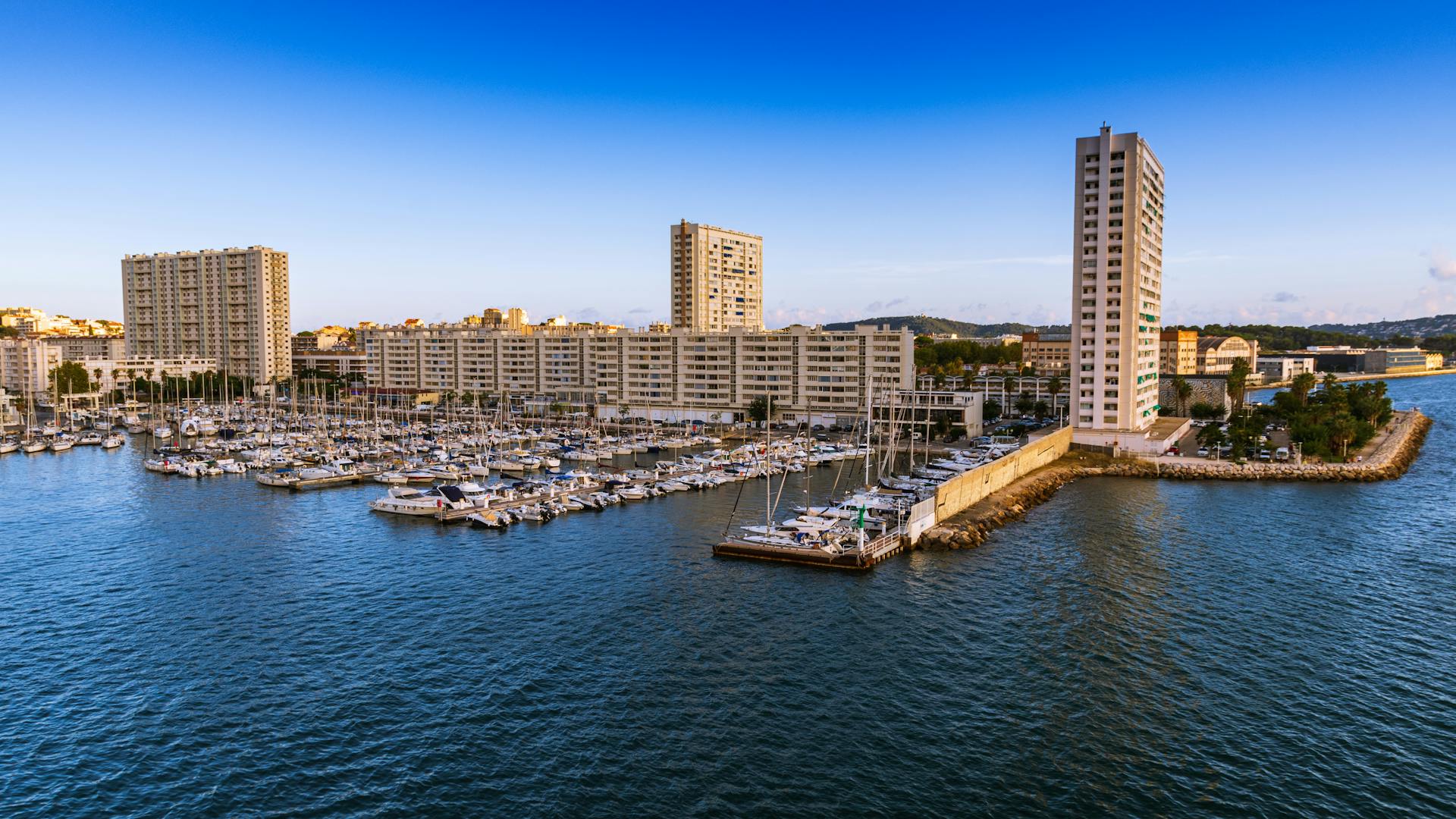 Toulon – das unterschätzte Mittelmeerjuwel zwischen Navy, Palmen und Pastis